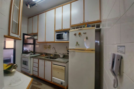 Apartamento Residencial à venda, Enseada, Guarujá - AP0517.