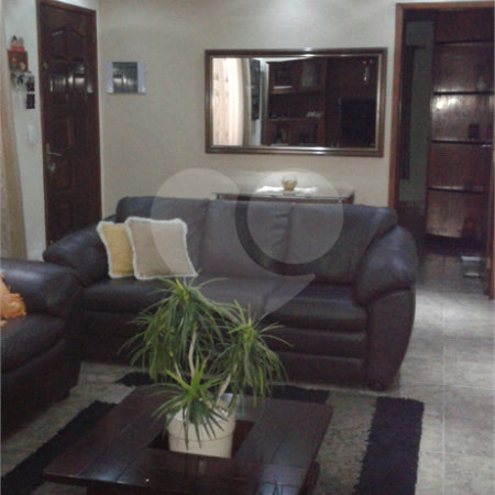 Casa à venda com 3 quartos, sendo 1 suíte, em Vila Mazzei, São Paulo, SP