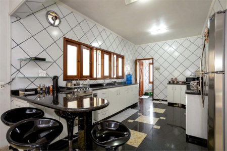 Casa à venda com 3 quartos, sendo 1 suíte, em Jardim Santa Clara, Guarulhos, SP