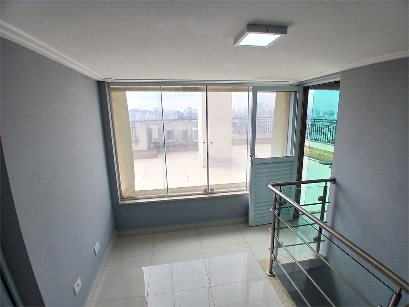 Cobertura à venda com 3 quartos, sendo 1 suíte, em Santana, São Paulo, SP
