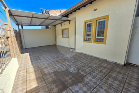 Casa à venda com 3 quartos, sendo 2 suítes, em Jardim Santo Antônio, Valinhos, SP