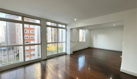 Apartamento à venda com 3 quartos, sendo 1 suíte,  em Cerqueira César, São Paulo, SP