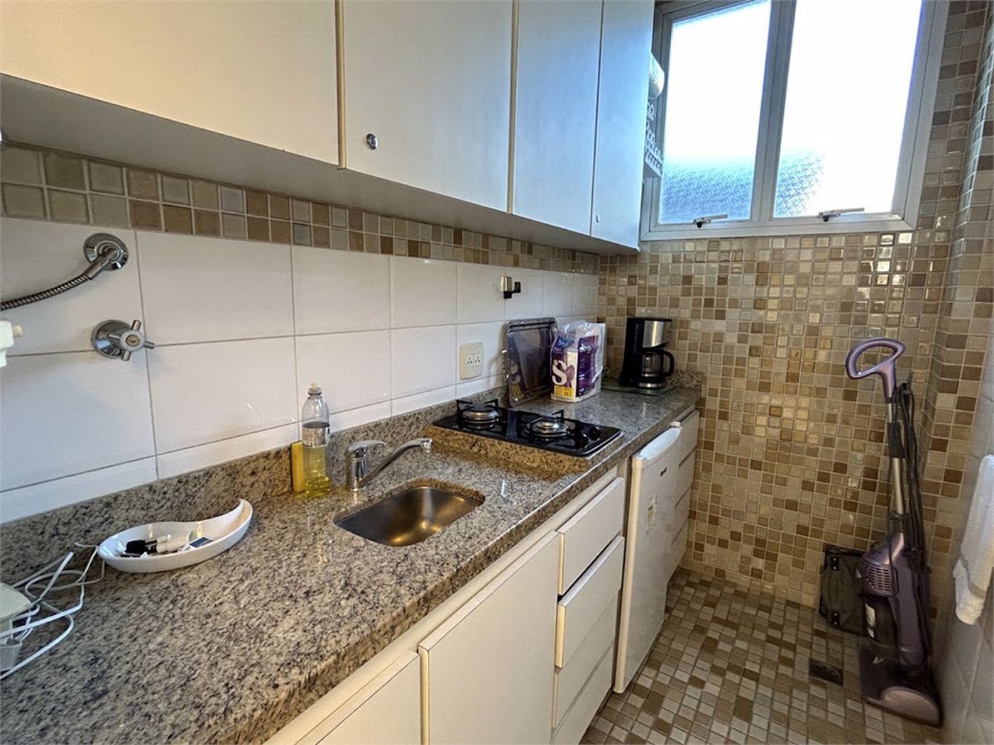 Sala para Alugar, 1629 M² por R$ 70.000 - Encruzilhada - Santos/Sp