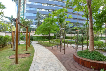 Apartamento à venda com 4 quartos, sendo 3 suítes, em Cidade Monções, São Paulo, SP