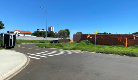 Terreno à venda no condomínio Residencial Creta, Indaiatuba - SP