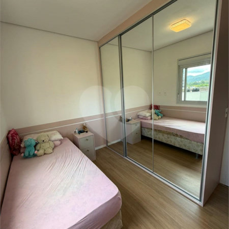 Apartamento à venda com 3 quartos, sendo 1 suíte,  em Vila Mogilar, Mogi das Cruzes, SP