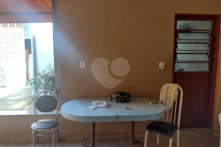 Casa térrea na Vila Prado.