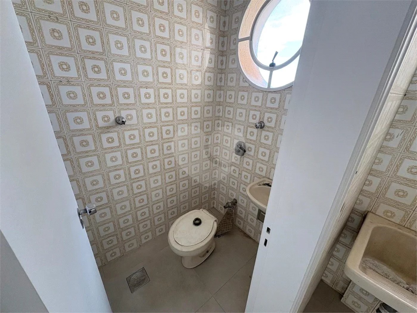 Apartamento à venda com 3 quartos, sendo 1 suíte,  no Centro, Piracicaba, SP