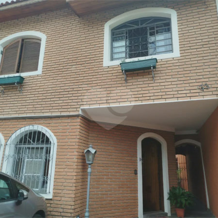 Sobrado à venda com 3 quartos, sendo 1 suíte, em Vila Matias, São Paulo, SP