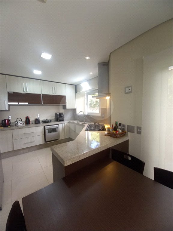 Casa à venda com 4 suítes no condomínio Alpes de Vinhedo, Vinhedo - SP