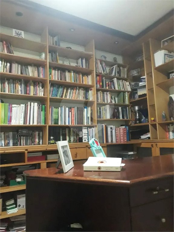 Sobrado à venda com 3 quartos, sendo 1 suíte, em Jardim das Vertentes, São Paulo, SP