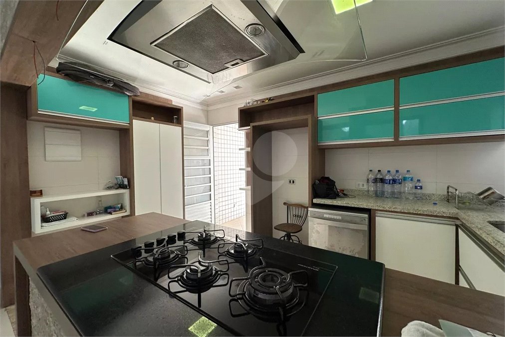 Sobrado à venda com 4 quartos, sendo 2 suítes, em Vila Ipojuca, São Paulo, SP