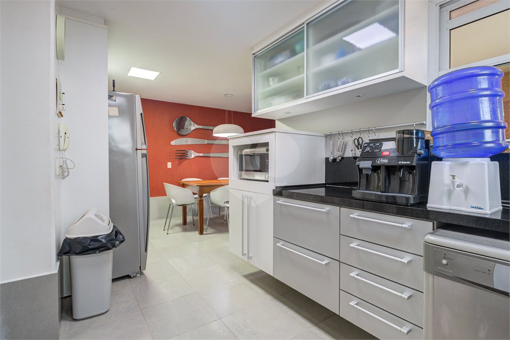 Apartamento à venda com 4 quartos, sendo 3 suítes, em Brooklin, São Paulo, SP