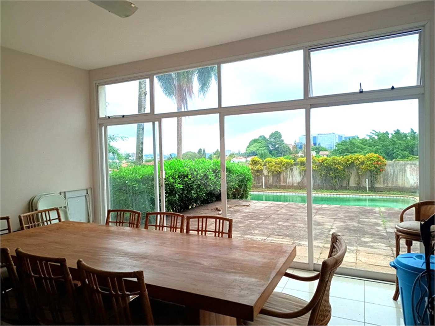 Casa Térrea à venda com 4 quartos, sendo 3 suítes, em Jardim Morumbi, São Paulo, SP