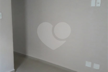Casa à venda com 2 quartos, sendo 1 suíte, em Vila Gustavo, São Paulo, SP