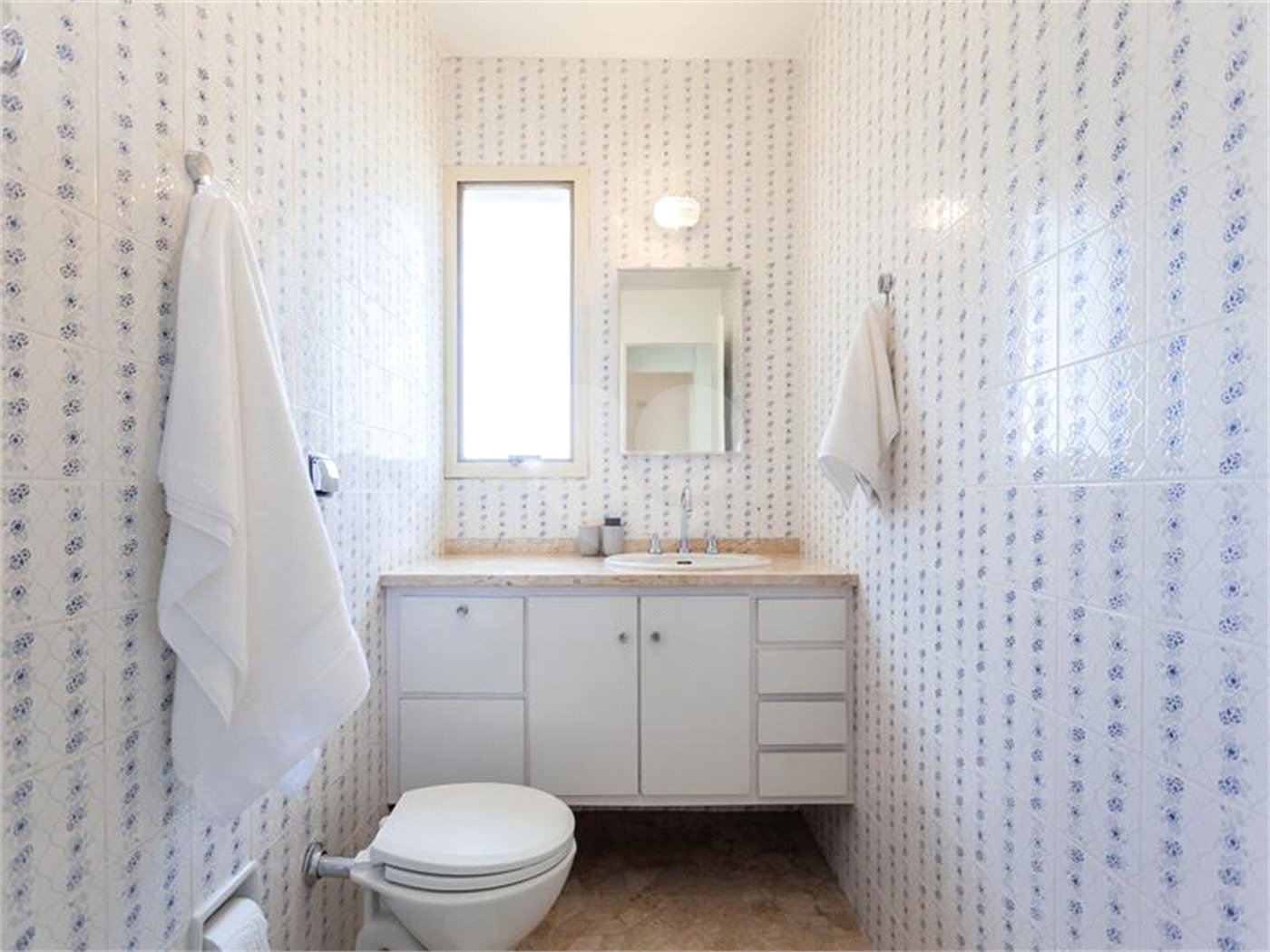 Apartamento à venda com 4 quartos, sendo 1 suíte, em Vila Olímpia, São Paulo, SP