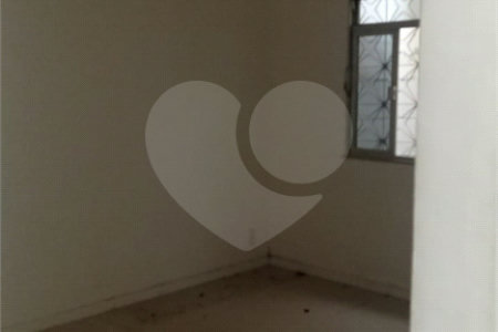 Casa à venda com 3 quartos em Campo Grande, Rio de Janeiro, RJ