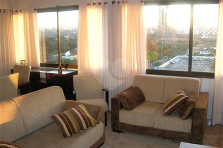 Cobertura à venda com 4 quartos, sendo 3 suítes,  em Butantã, São Paulo, SP