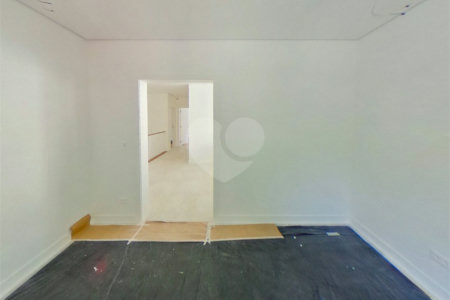 Casa à venda com 4 quartos, sendo 3 suítes,  em Jardim Marajoara, São Paulo, SP