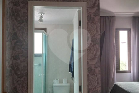 Apartamento à venda com 3 quartos, sendo 2 suítes,  em Campo Belo, São Paulo, SP