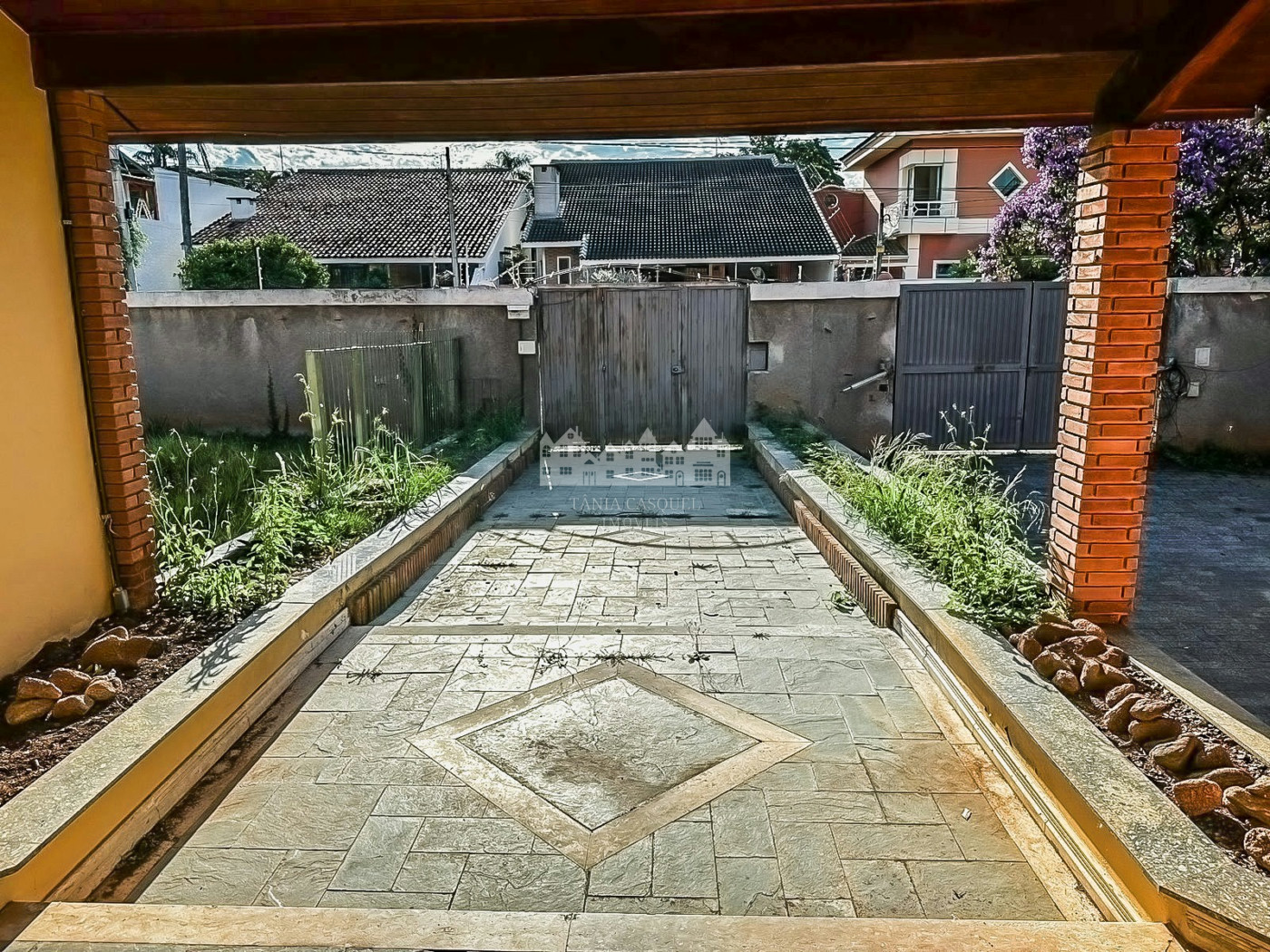 Casa à venda com 4 suítes em Vila Petrópolis, Atibaia, SP