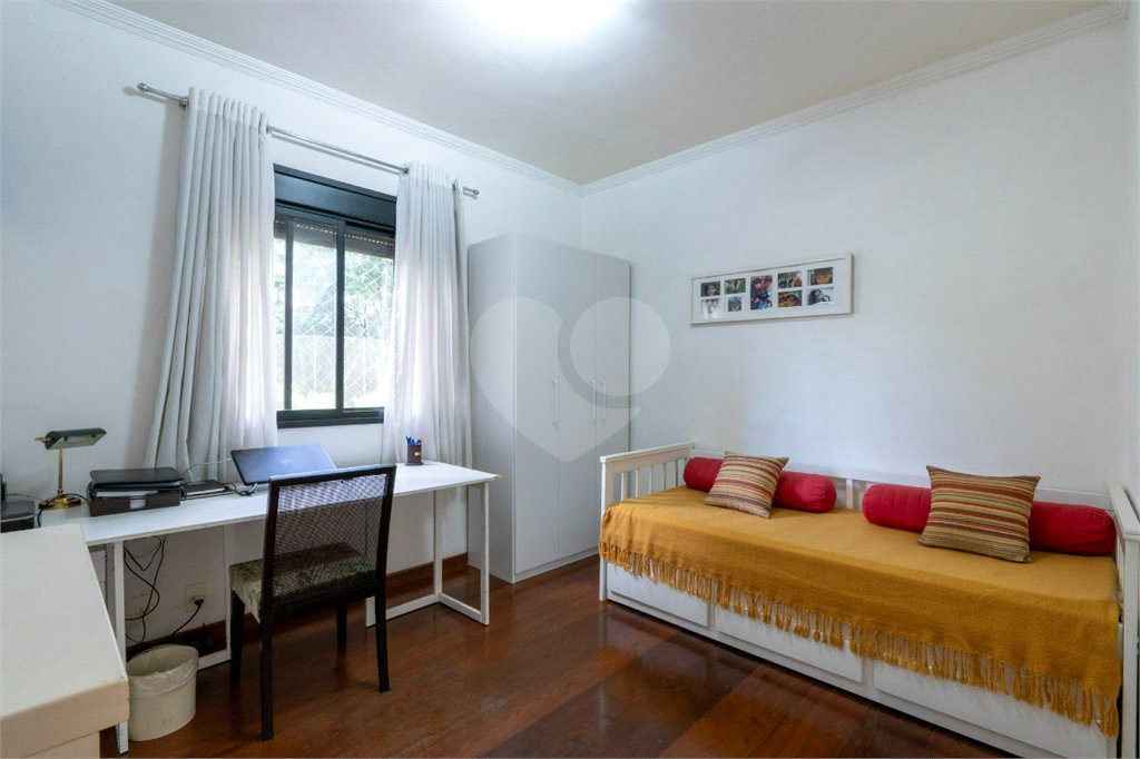 Apartamento à venda com 3 suítes em Vila Suzana, São Paulo, SP