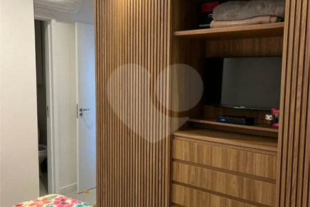 Apartamento à venda ou para alugar com 1 suíte em Pinheiros, São Paulo, SP