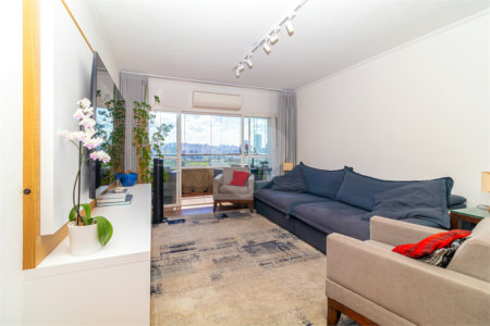 Apartamento à venda com 3 quartos, sendo 1 suíte,  em Alto da Boa Vista, São Paulo, SP