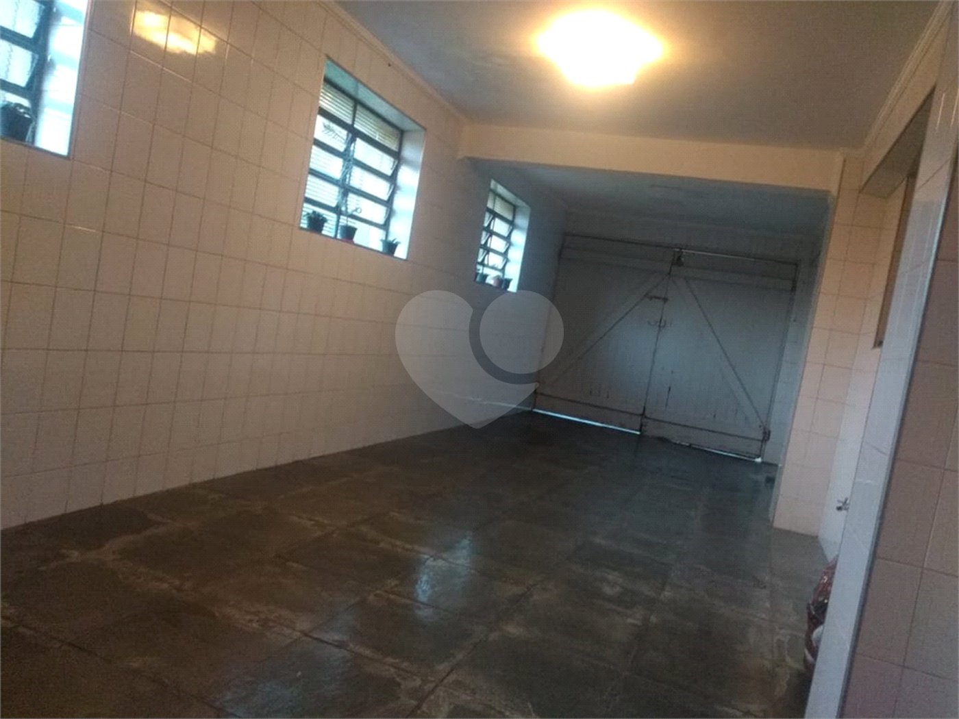 Casa à venda com 3 quartos, sendo 1 suíte, no condomínio Jardim da Monntanha Ii, Mairiporã - SP
