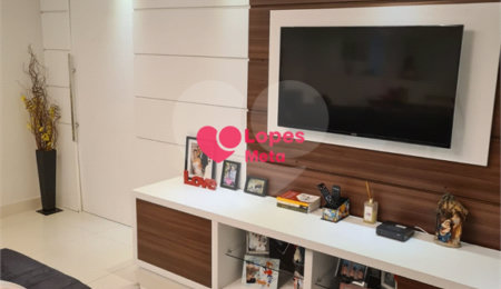 Apartamento à venda com 2 quartos, sendo 1 suíte,  em Urbanova I, São José dos Campos, SP