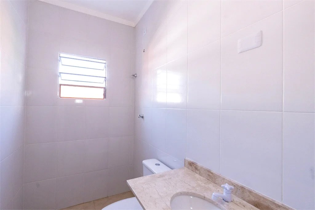 Sobrado à venda com 3 quartos, sendo 1 suíte, em Vila Morse, São Paulo, SP