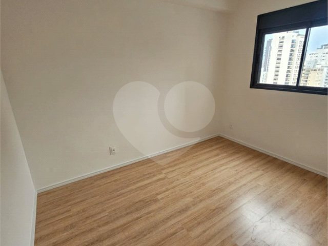 Apartamento à venda ou para alugar com 1 suíte em Vila Olímpia, São Paulo, SP