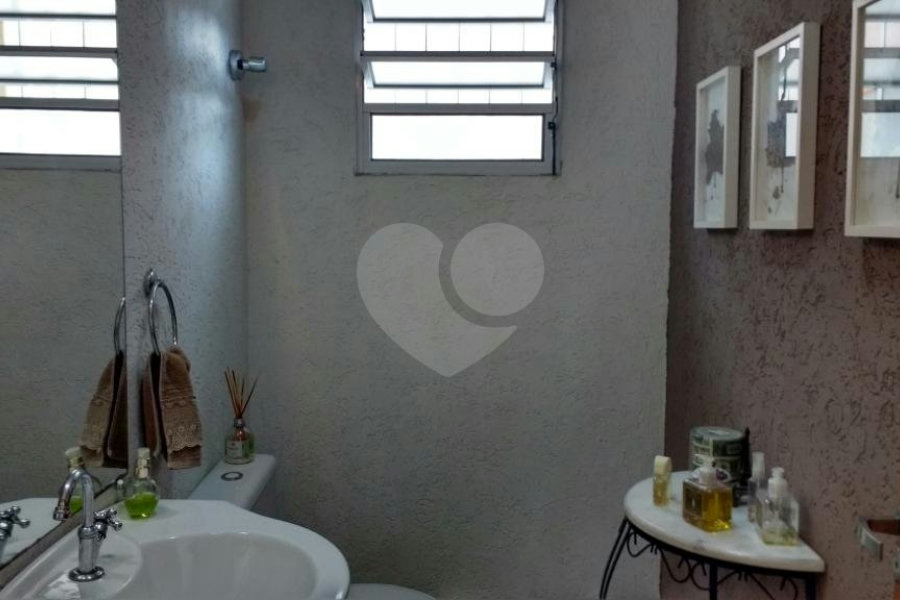 Sobrado à venda com 3 quartos, sendo 1 suíte, em Tremembé, São Paulo, SP