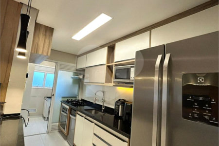Apartamento à venda com 2 quartos, sendo 1 suíte, em Parque Reboucas, São Paulo, SP