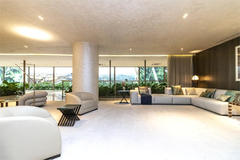 Apartamento à venda com 4 suítes em Jardim Guedala, São Paulo, SP