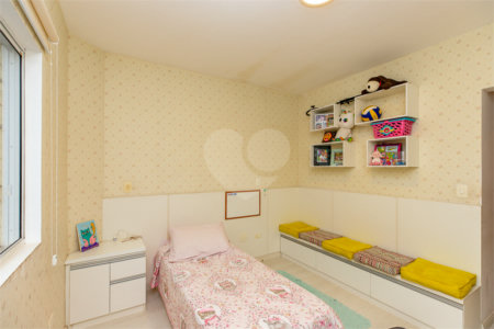 Apartamento à venda com 4 quartos, sendo 1 suíte, em Jardim Monte Kemel, São Paulo, SP