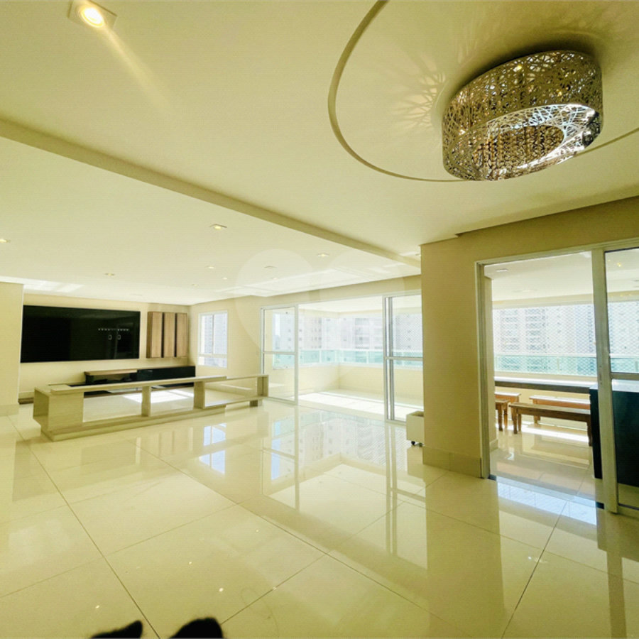 Apartamento à venda com 3 suítes no Centro, São Bernardo do Campo, SP