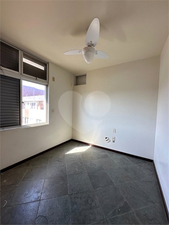 Cobertura à venda com 4 quartos, sendo 2 suítes,  em Braga, Cabo Frio, RJ