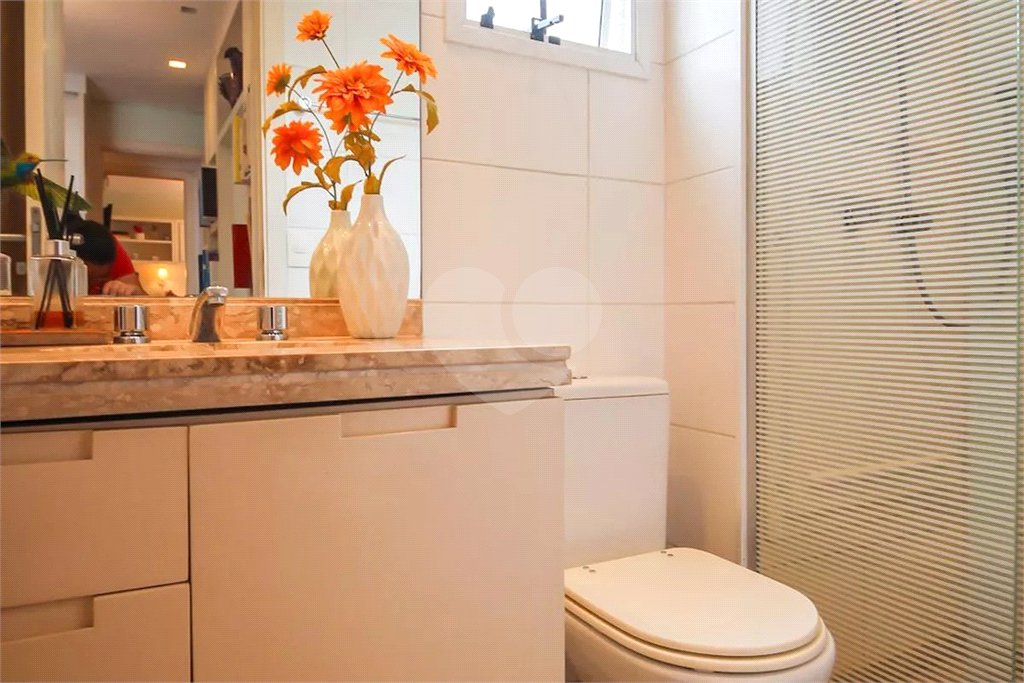Apartamento à venda com 3 suítes em Real Parque, São Paulo, SP