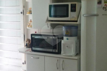 Sobrado à venda com 3 quartos, sendo 1 suíte, em Santa Teresinha, São Paulo, SP