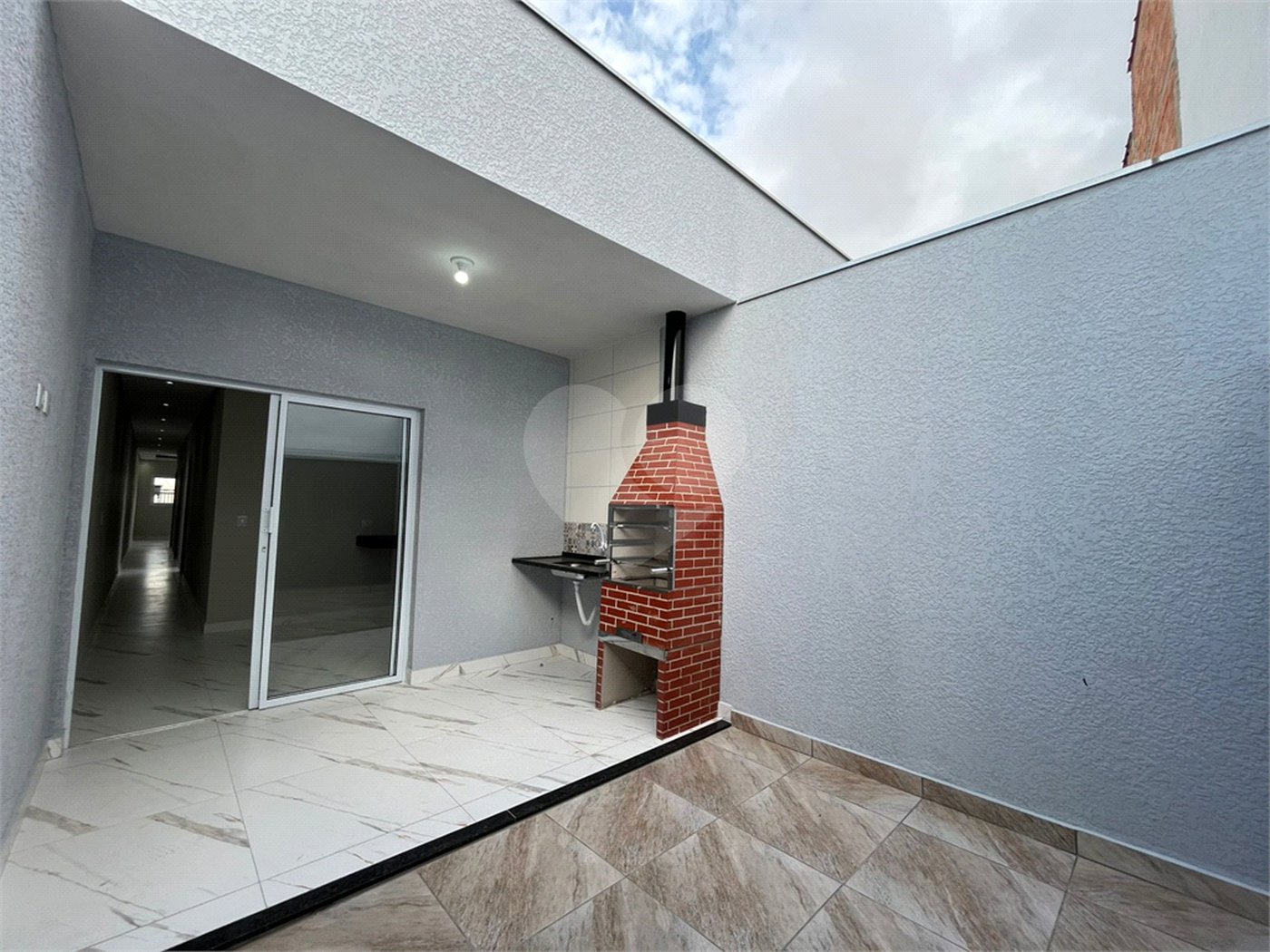 Casa de Vila à venda com 2 quartos, sendo 1 suíte,  em Jardim das Orquídeas, Sorocaba, SP