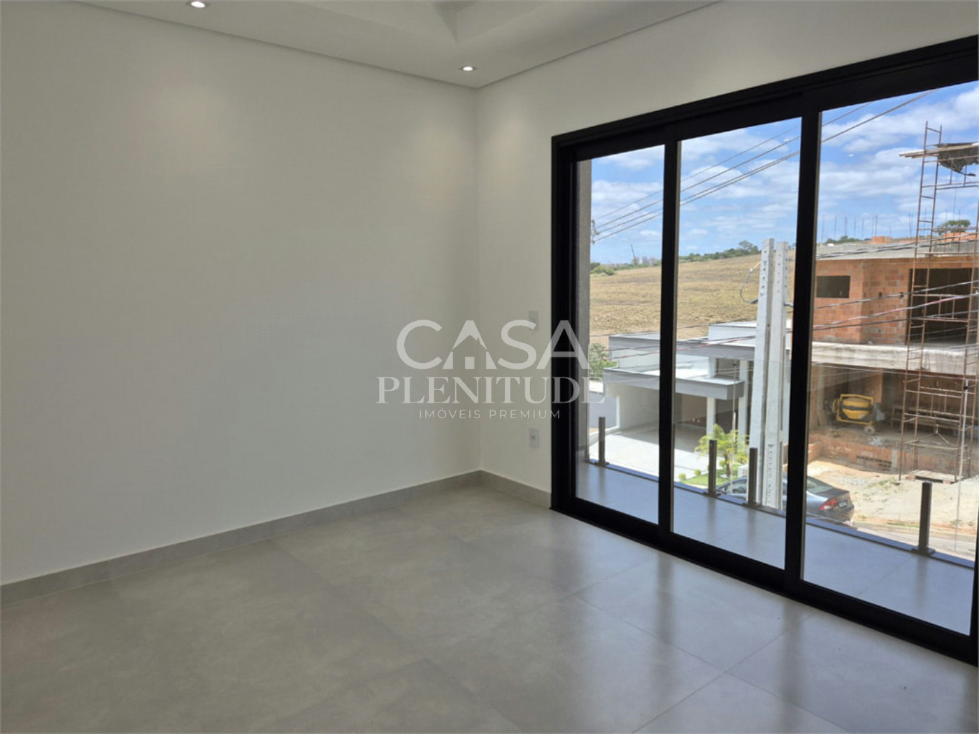 Casa em condomínio à venda com 3 quartos, sendo 1 suíte, em Jardim Villagio Milano, Sorocaba, SP