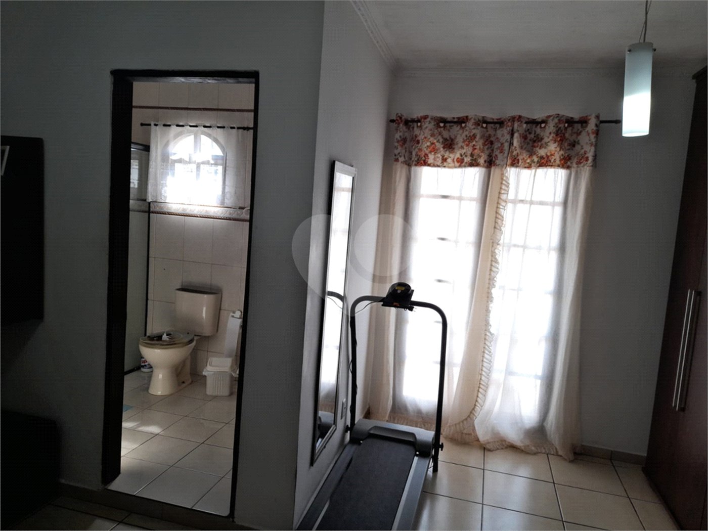 Casa à venda com 4 quartos, sendo 1 suíte, em Mogi Moderno, Mogi das Cruzes, SP