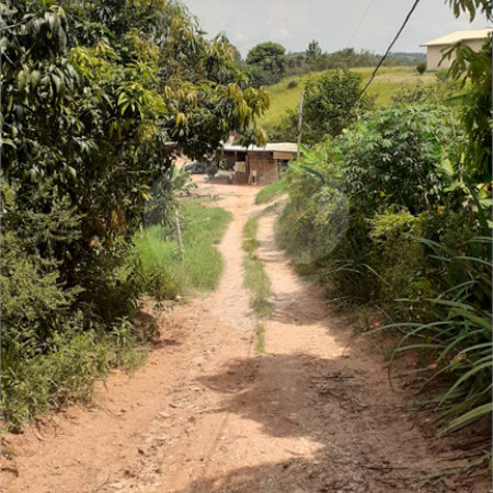 Chácara à venda com 4 quartos, sendo 1 suíte, em Vista Alegre, Vinhedo, SP