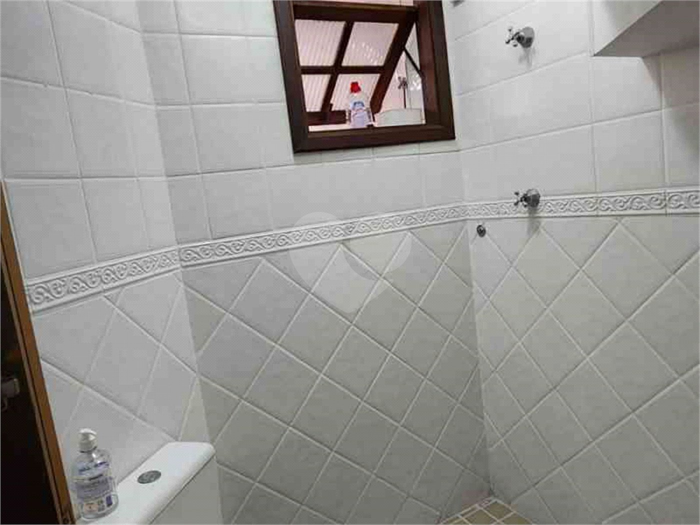 Casa à venda ou para alugar com 4 quartos, sendo 1 suíte,  em Tremembé, São Paulo, SP