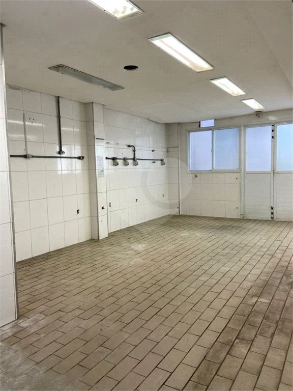 Prédio Comercial à Venda na Mooca – 394 m² de Área Construída