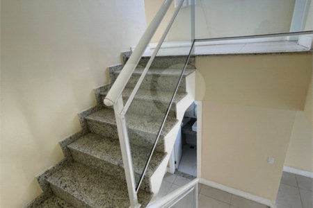 Casa à venda com 3 quartos, sendo 1 suíte, no condomínio Residencial Green Ville, Rio de Janeiro - RJ