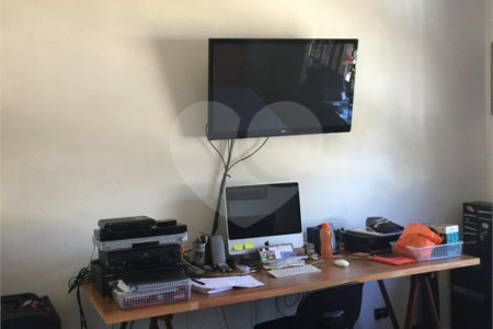 Sobrado à venda com 3 quartos, sendo 1 suíte, em Vila Nova Caledônia, São Paulo, SP
