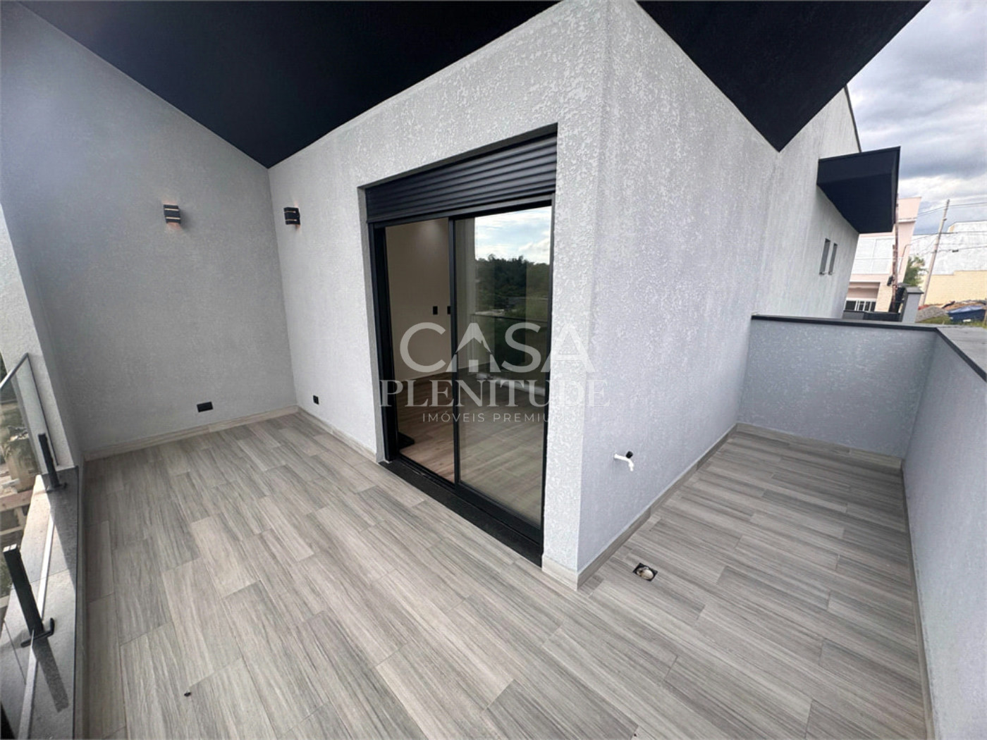 Casa em condomínio à venda com 3 suítes em Wanel Ville, Sorocaba, SP