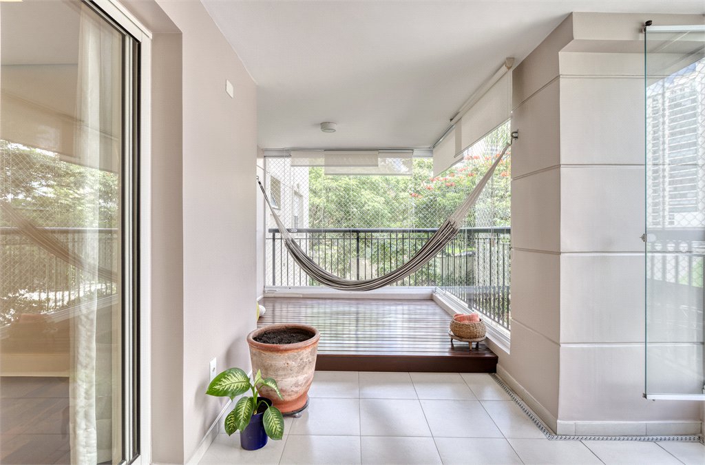 Apartamento à venda com 4 suítes em Alto da Boa Vista, São Paulo, SP